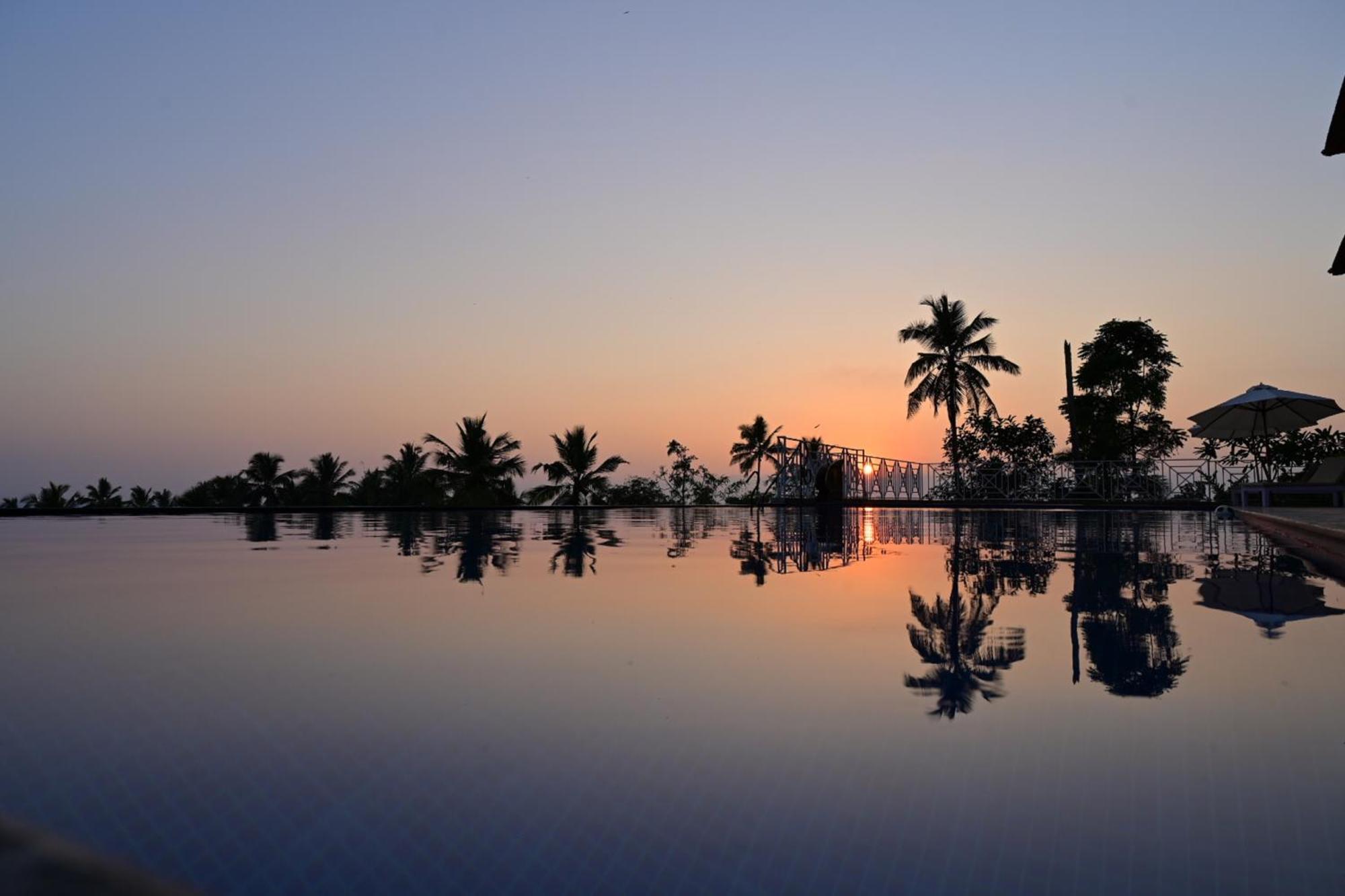 Aadisaktthi Leisure Resort, Kovalam Thiruvananthapuram Eksteriør bilde